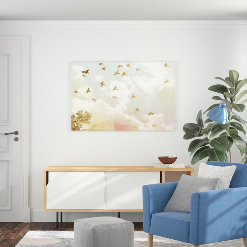 «Golden Flight I», impression sur toile, H 32 po x l 48 po