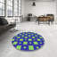 Tapis bleu/vert à motifs-496579581