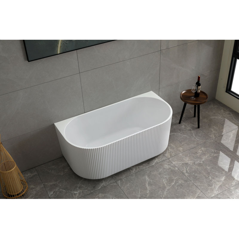 Baignoire autoportante en acrylique de 67 pouces en blanc brillant