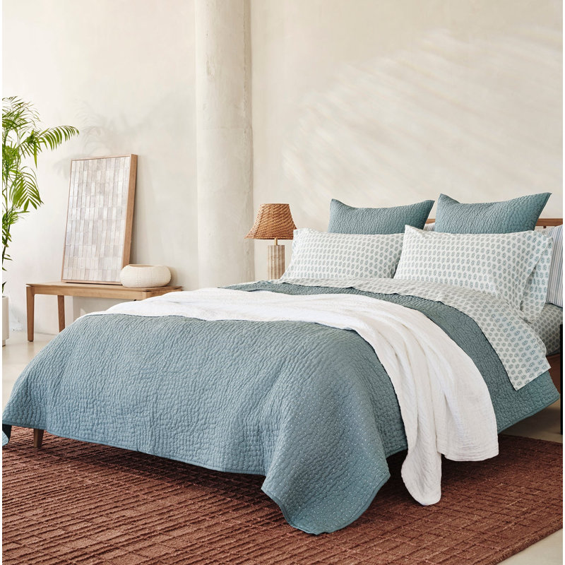 Pebbled Organic Percale Geometric Shapes Quilt, Twin Quilt, Lagoon