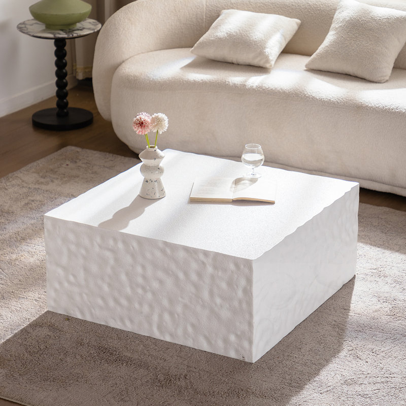 Table basse moderne carrée