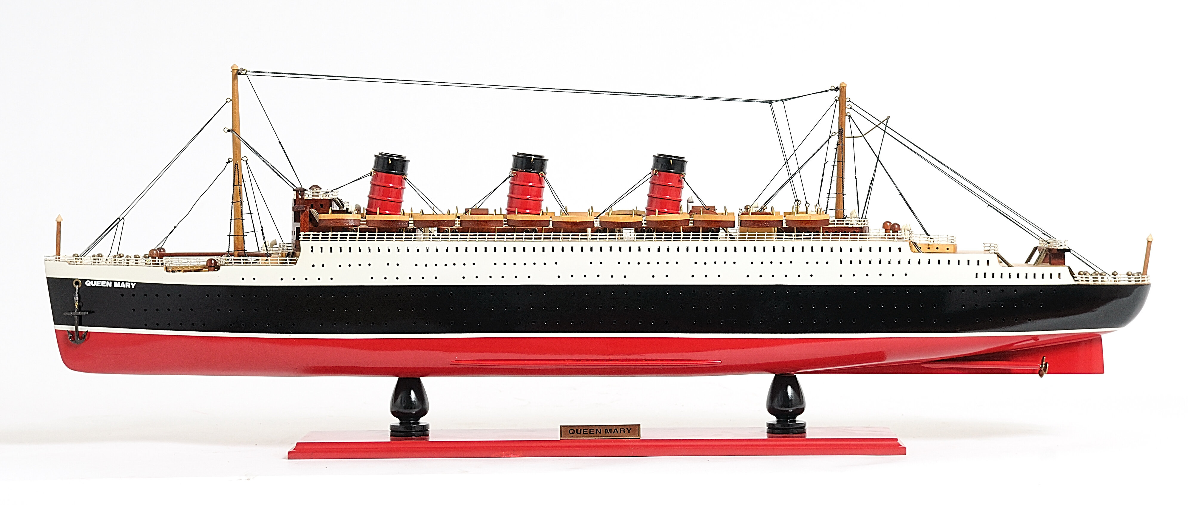 Queen mary cheap ship toy