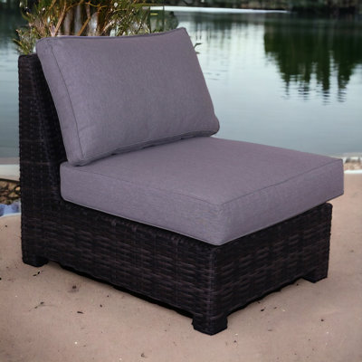 Chaise de patio avec coussins Thunell