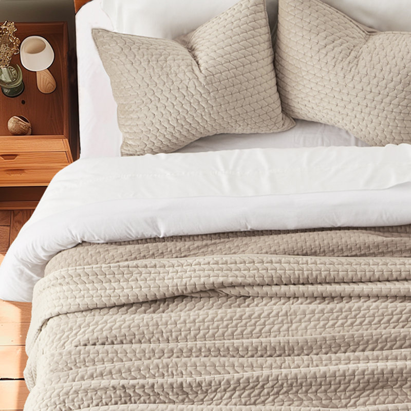 Cross-Stitch Velvet Quilt Set 3 Pieces, Queen, Light Taupe