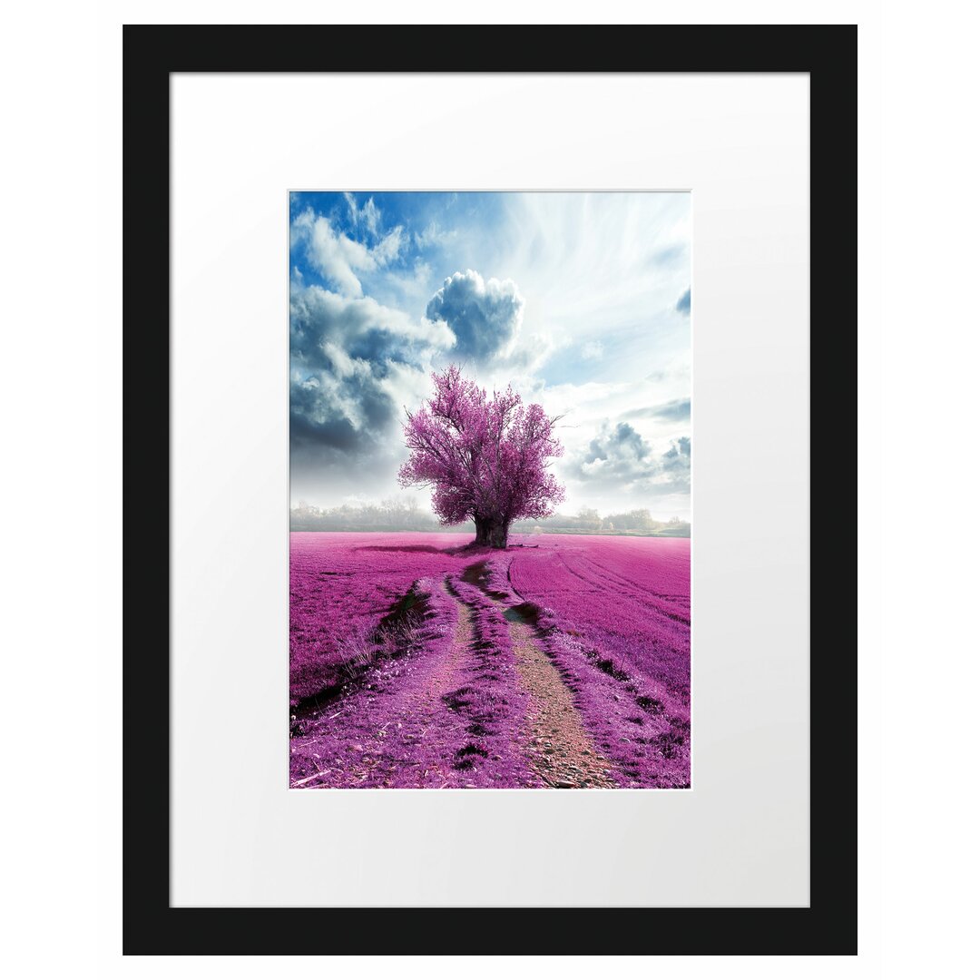 Gerahmtes Poster Rosa Feld mit einem rosa Baum