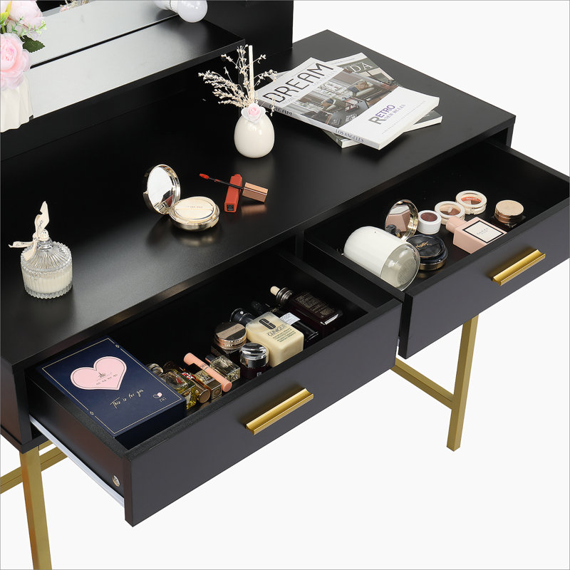 Ensemble de coiffeuse luxueux à trois couches avec miroir lumineux et beaucoup de rangement