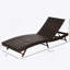 Chaise longue de patio Outsunny avec dossier réglable à 5 positions, confort rembourré et osier en rotin Pe résistant aux intempéries, idéal pour se détendre au bord de la piscine