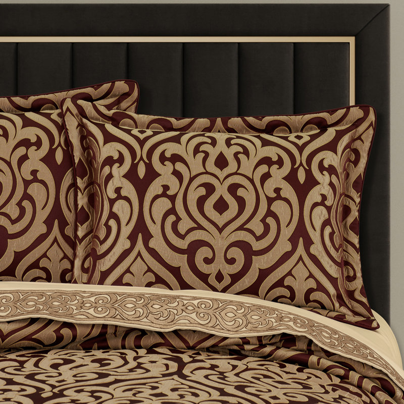 RENZO CALIFORNIA KING 4PC. COMFORTER SET, Queen Comforter + 2 Standard Shams