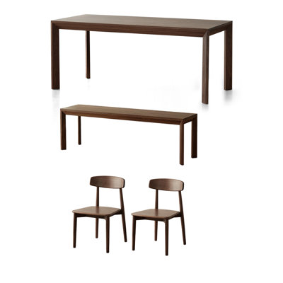 Simple and comfortable solid wood dining table set