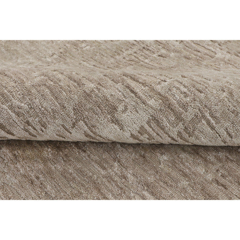 Hand Knotted Area Rug in Taupe/Ivory, Rectangle 6' x 9'