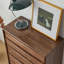 Commode d'appoint simple en noyer noir
