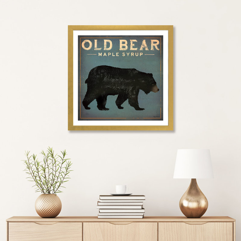 «Old Bear Maple Syrup» par Ryan Fowler - impression d'art graphique, H 16 po x l 16 po x p 1 po, Encadré en papier doré