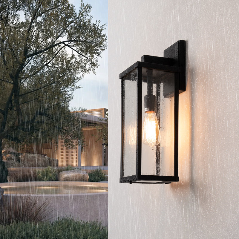 Applique murale d'extérieur 1 lumière Olar Classic, H 18 po x l 5,83 po x P 7 po, Noir mat, 1