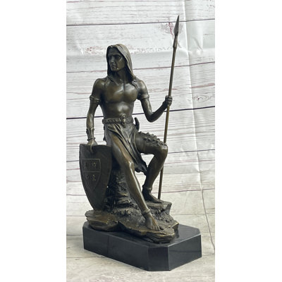 Figurines et sculptures Tashieka