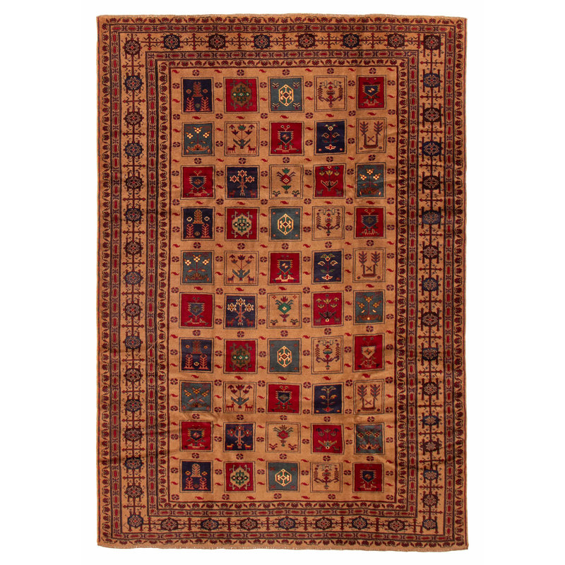 Tapis brun clair Teimani 6 pi 8 po x 9 pi 7 po