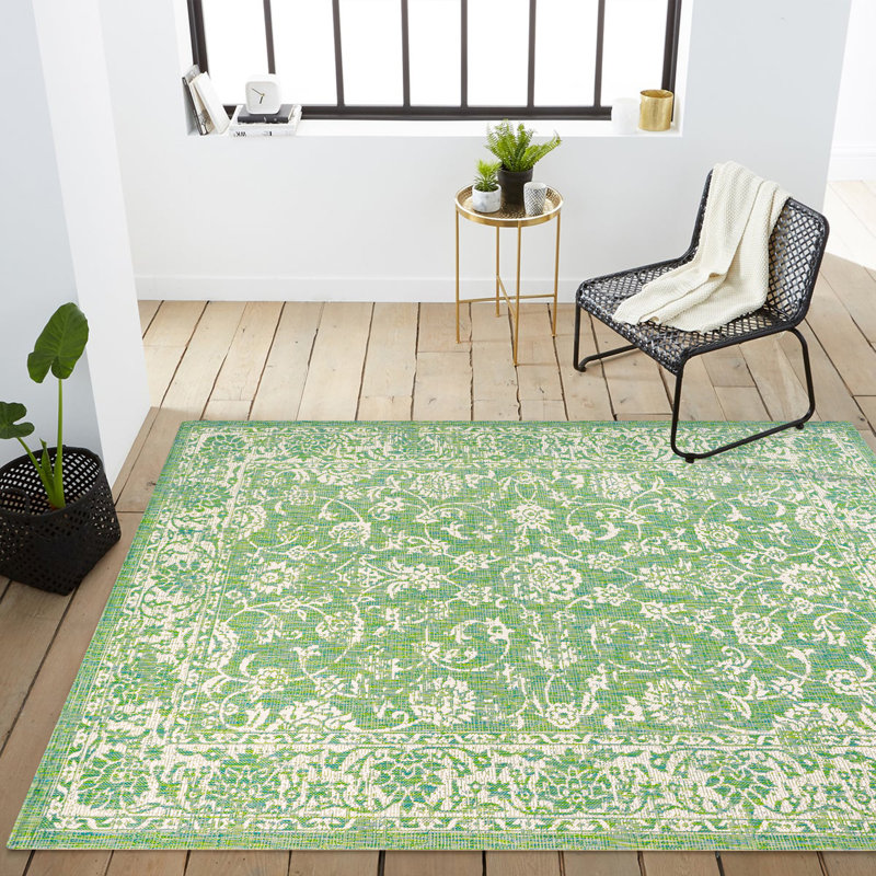 Delcine Bohemian Textured Weave Floral Cream/Green Indoor/Outdoor Rug, Rectangle 5'3" x 7'7"