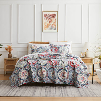 Kilim Oversized easy care lightweight Quilt Set by Southshore Fine Linens