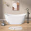 Baignoire de trempage autoportante en une seule pièce avec bonde en acier inoxydable de 63 po x l 31,5 po x H 28,75 po.