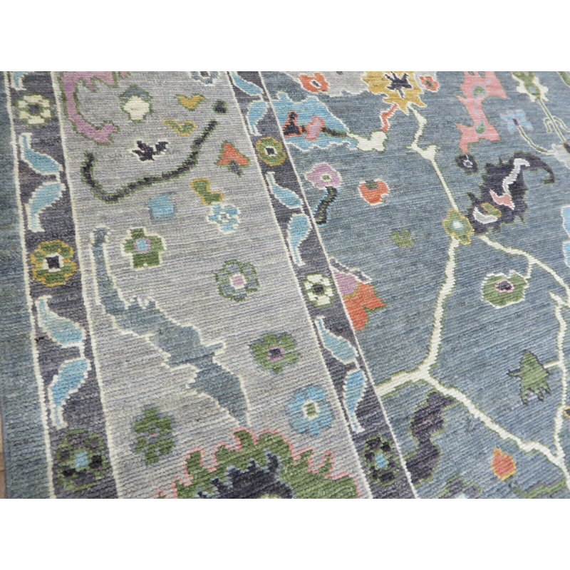 Tapis unique gris de 9 pi 1 po x 12 pi 6 po