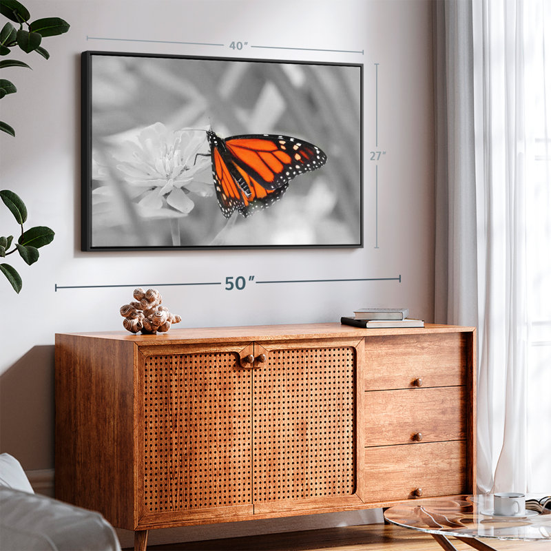 «Orange Butterfly Wonder Wall Art», H 27 po x l 40 po