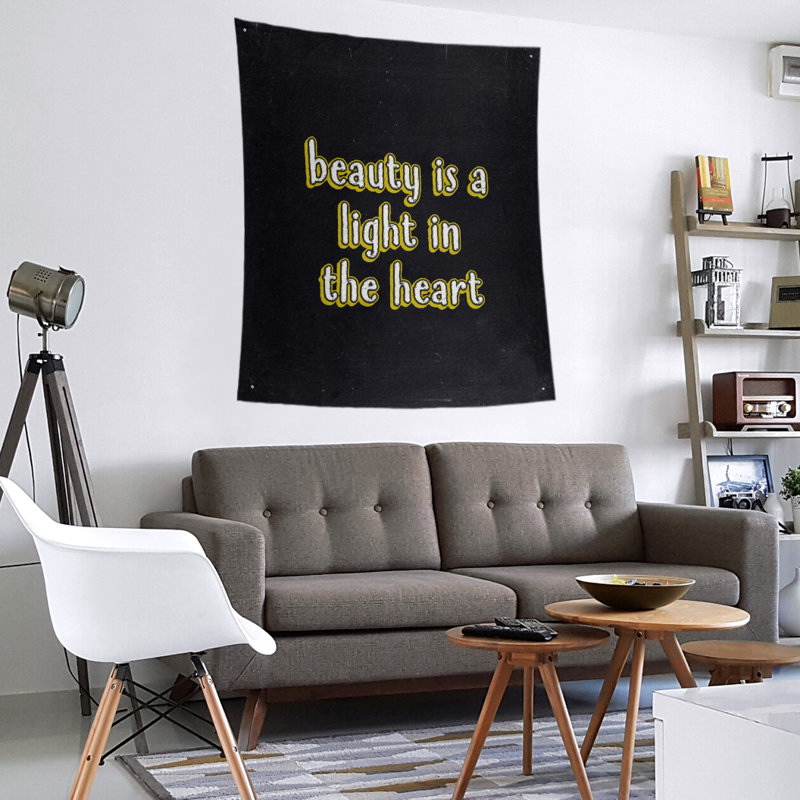 Tapisserie tableau noir en polyester citation beauté, H 27,5 po x l 37,5 po, Jaune