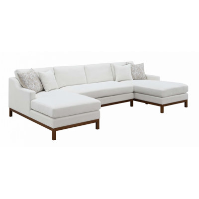 Sectional Sofa w/4 Pillows
