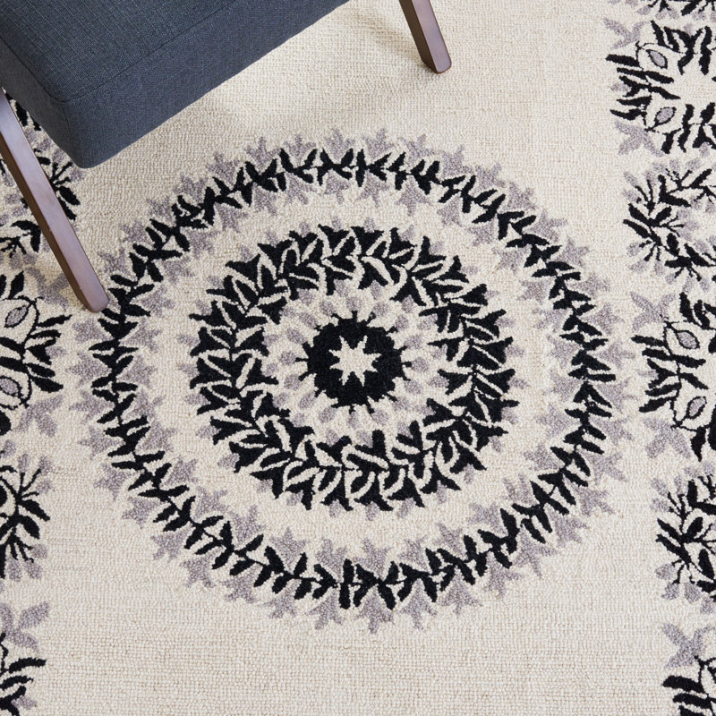 Empire Hand Tufted Indian Wool Floral Rug, Rectangle 3' x 5'