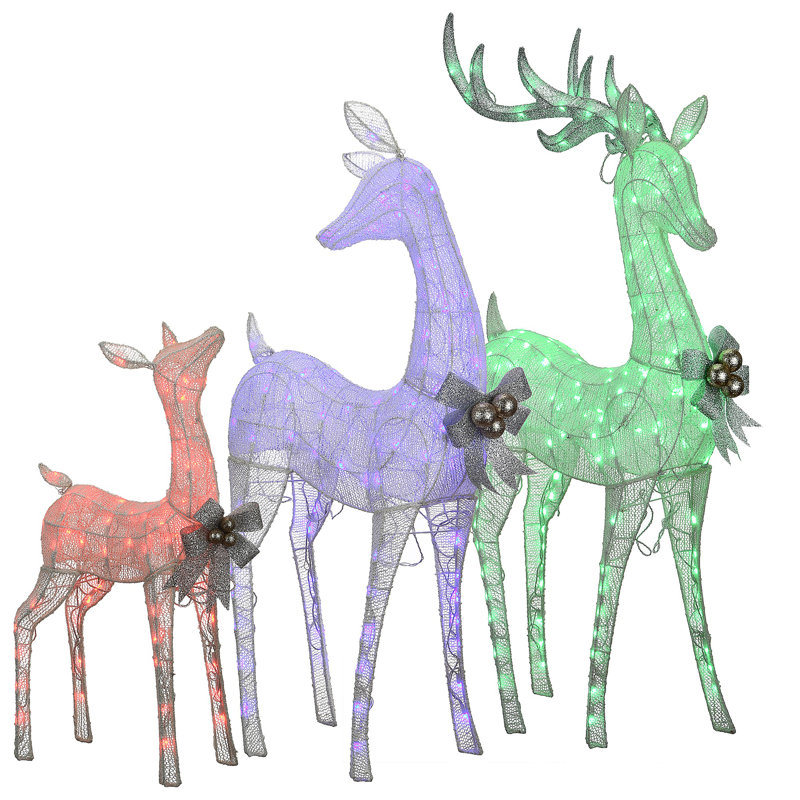 3 familles de cerfs blancs avec lumières DEL multicolores