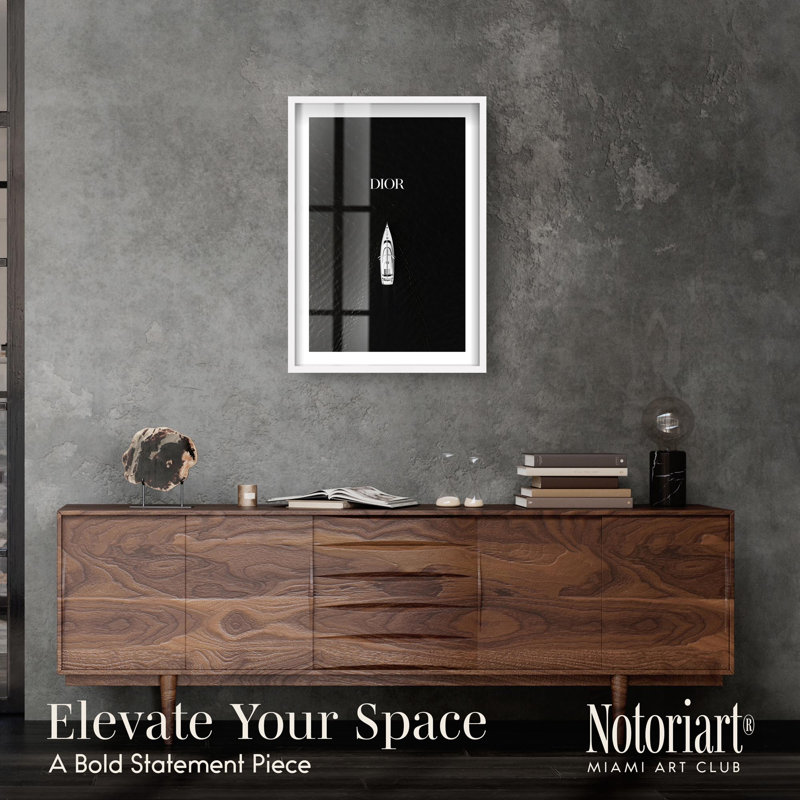 «Glam Dive Shadowbox Print» par Notoriart, H 31 po x l 21 po, Blanc