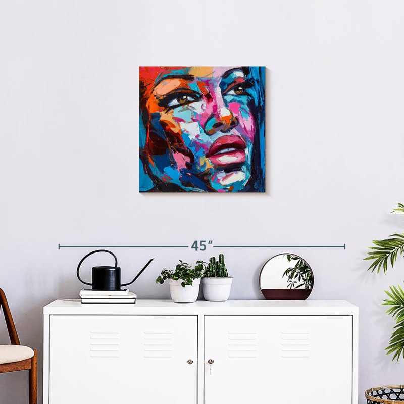 Portrait de femme Leisha Fantasy, H 20 po x l 20 po