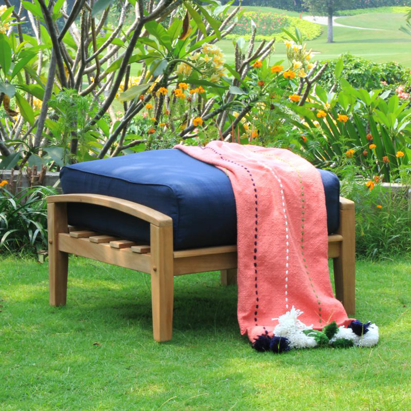 Pouf d'extérieur Summerton en teck avec coussin, Oléfine marine performance, Naturel