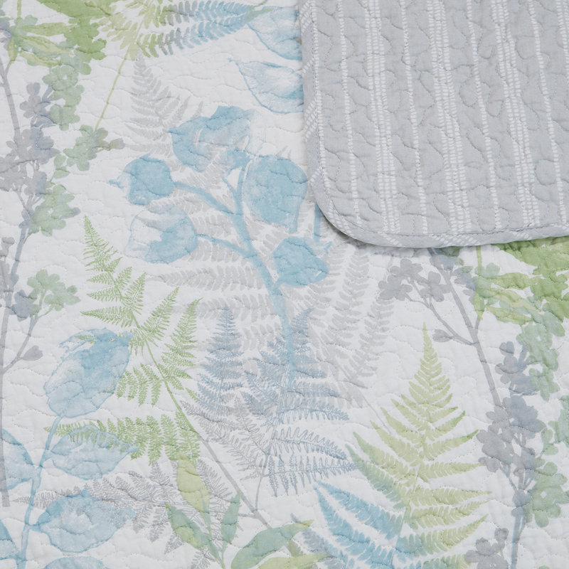 DESIGN STUDIO Althea Floral Spa Blue Soft Cotton Reversible Quilt Set, Queen Quilt + 2 Standard Shams