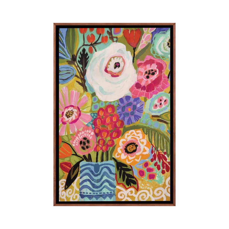 Fleurs fraîches dans un vase II par Karen Fields - reproduction d'art, Toile avec cadre en bois brun classique, Pas de tapis