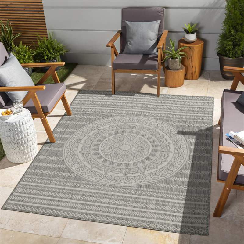5 Ft. 3 In. X 7 Ft. 3 In. Indoor/Outdoor Area Rug, Rectangle 7'10" x 10'3"