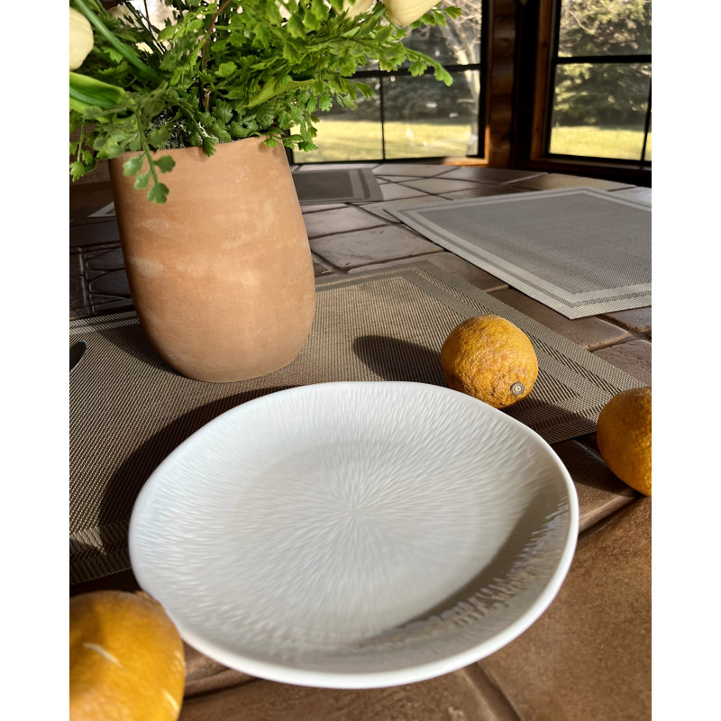 Assiette à salade en porcelaine blanche