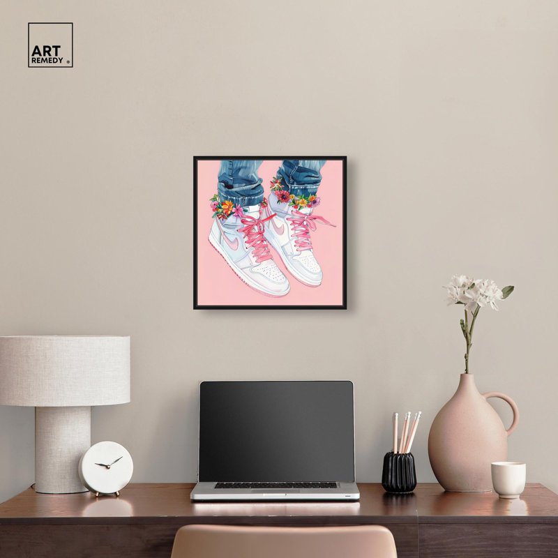 Art mural sur toile Blush, H 17 po x l 17 po, Cadre flottant noir