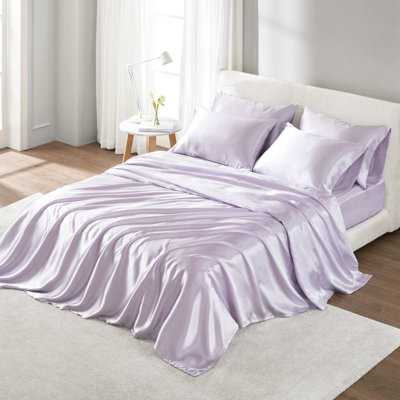 6 grands draps en satin de luxe - froissés, surface lisse en soie, aide les frisottis, convient aux matelas de 16 po, comprend 1 drap plat, 4 taies d'oreiller doux pour la peau et les cheveux, réduit les frisottis