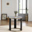 Table de bout ronde en marbre moderne avec anneaux dorés et pieds en bois noirs - Finition dorée et blanche