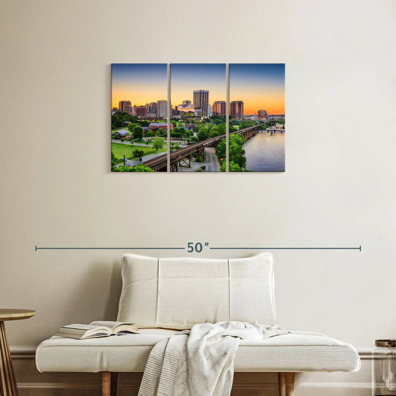 Senne Richmond, 20" H x 33" W