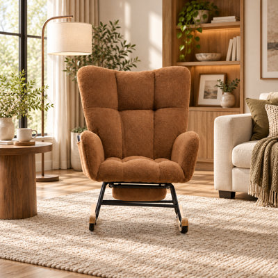 Fauteuil à bascule à oreilles brun avec repose-pieds, chaise haute en tissu Teddy avec poche latérale, base en bois massif