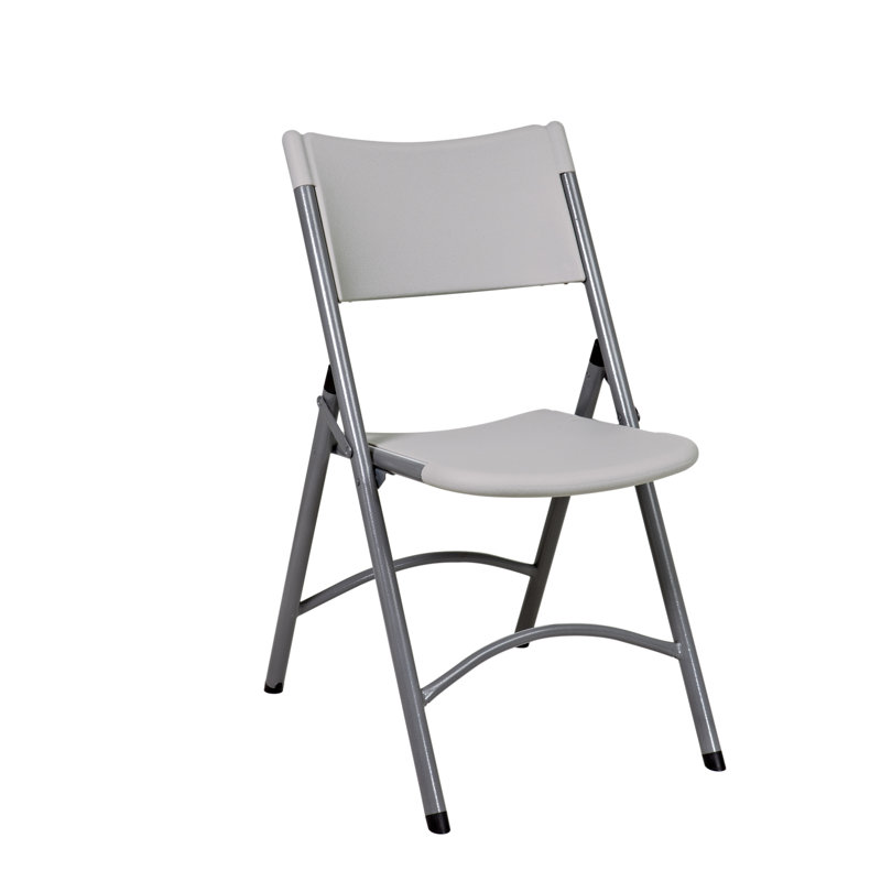 Chaise pliante en résine Hathcock