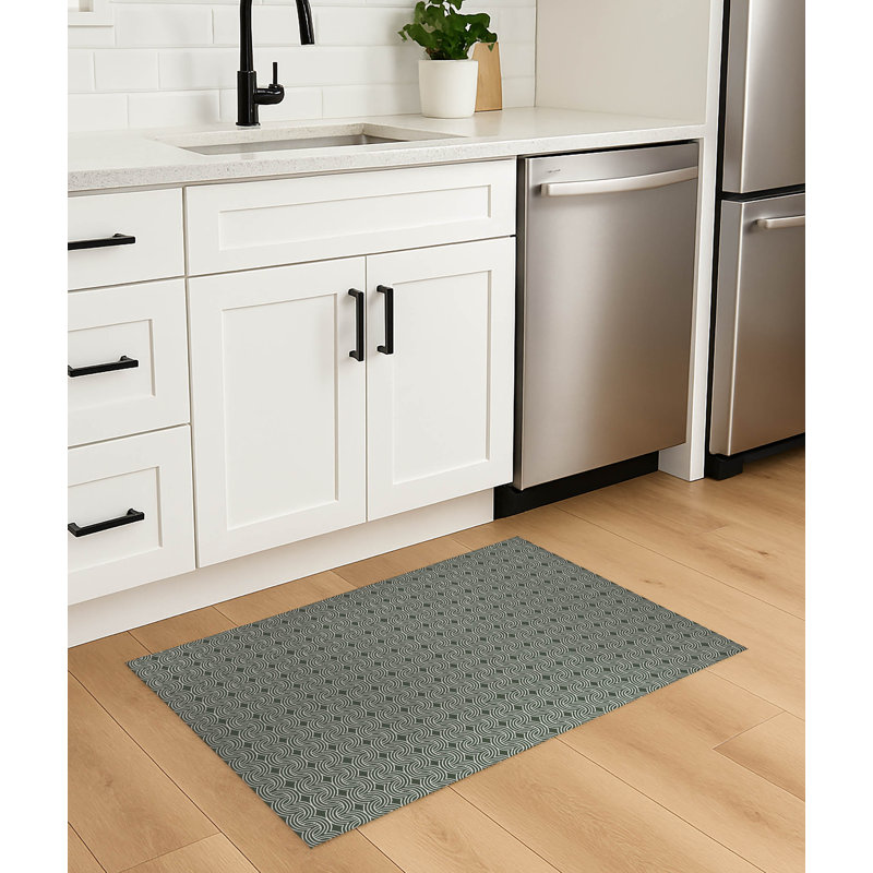 Child Lock Lightweight Non-Slip Kitchen Mat, Chimichurri, Rectangle 5' x 7'