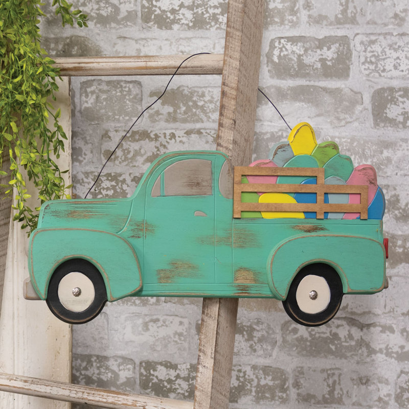 Camion de Pâques en bois patiné