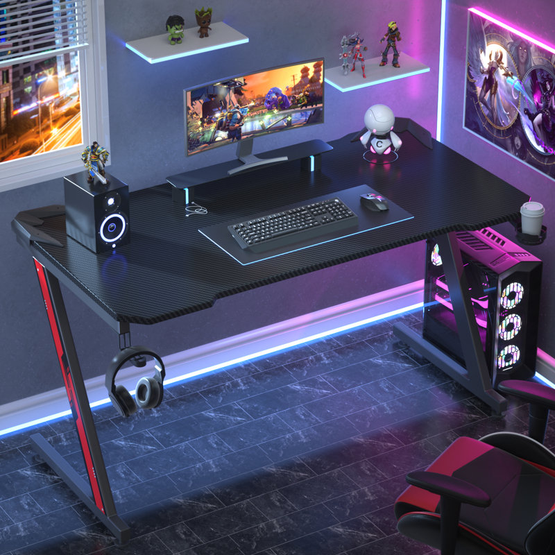 Bureau de jeu en fibre de carbone Heidrick, H 29,3 po x l 63 po x P 23,6 po, Noir / noir