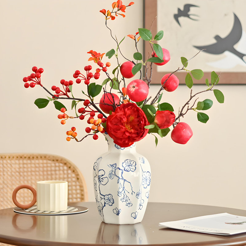 Ornements de fleurs simulées
