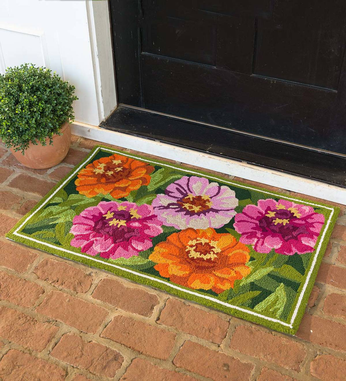 Plow & Hearth Zinnia Hooked Indoor/Outdoor 42.5 in. x 24.5 in. Door Mat & Reviews | Wayfair