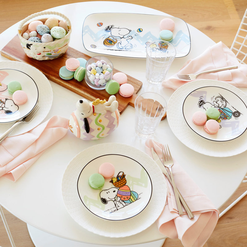 Peanuts Easter Snoopy 4-Piece Accent Plates Set