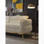 Causeuse moderne pour le salon-531798730-531798742