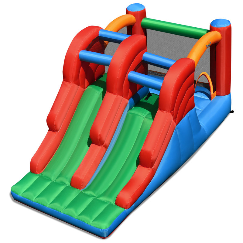 Jeu gonflable avec glissade 143 pi x 73,5 pi