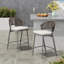 Tabourets de bar d'extérieur en métal, hauteur du siège 66 cm (26 po), avec assise en forme de PE, ensemble de 2, gris mat - style moderne, résistant à la rouille, coussin imperméable, pour jardin